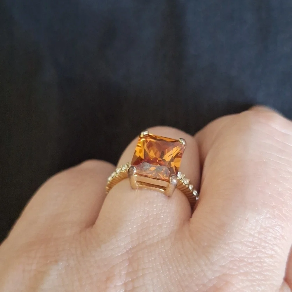 🎁Costume Jewerly Ring FREE with Bundle Purchase